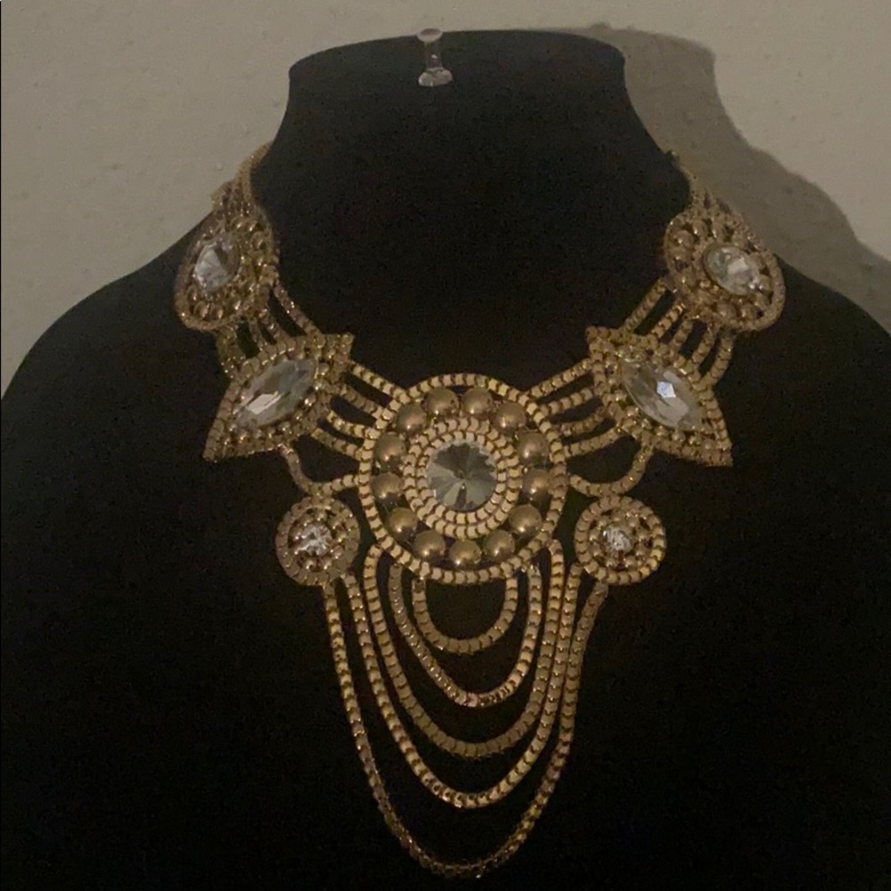 Gold necklace with bling
